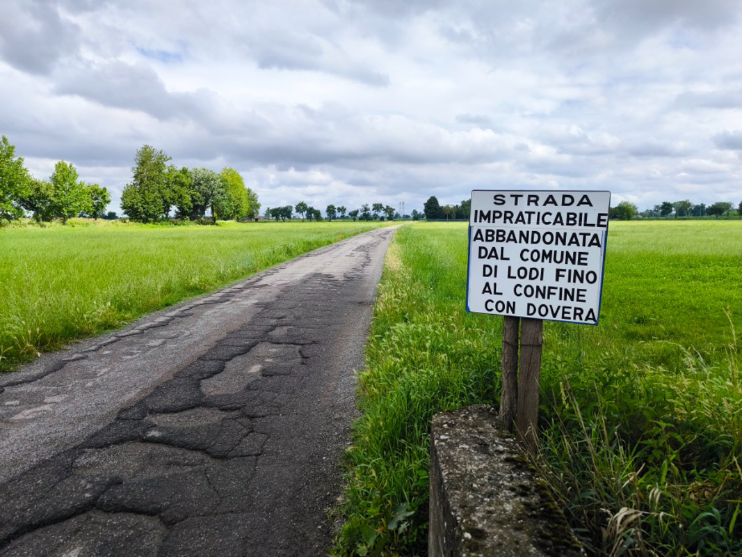 Dal territorio - Strada distrutta 