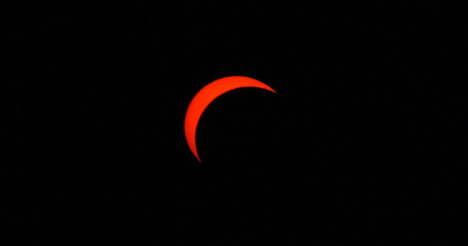 Crema - L’eclissi accende il cielo