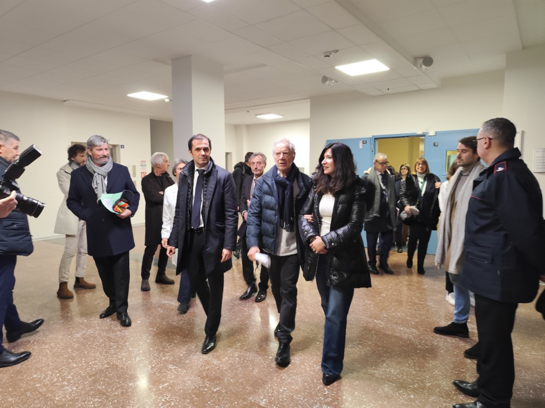 Sant'Angelo Lodigiano - Bertolaso in visita al Delmati