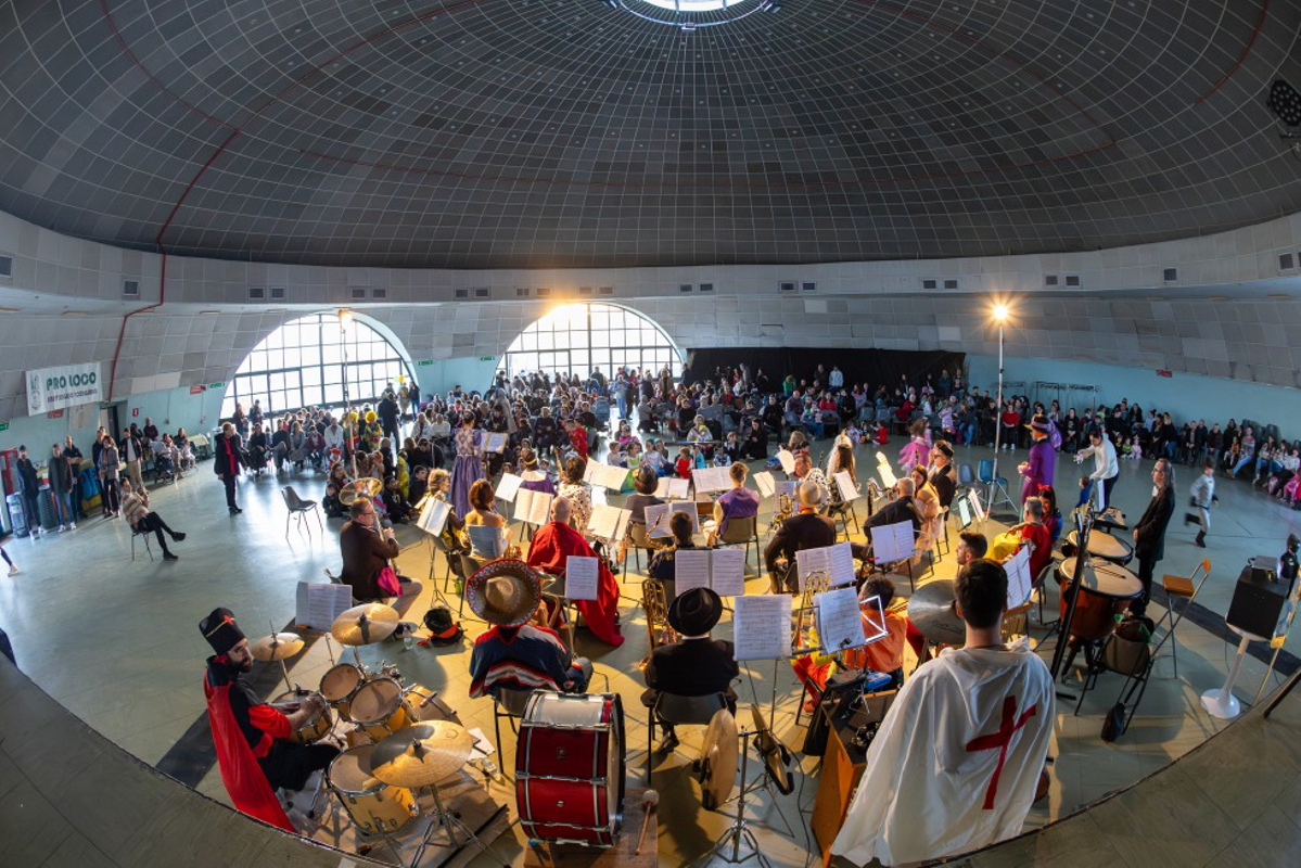 Sant'Angelo - Omaggio a Raffaella Carrà