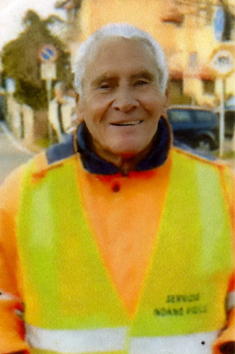 Necrologio di Glauco Santi
(nonno vigile)
di anni 87- Lodi News: i necrologi del giorno