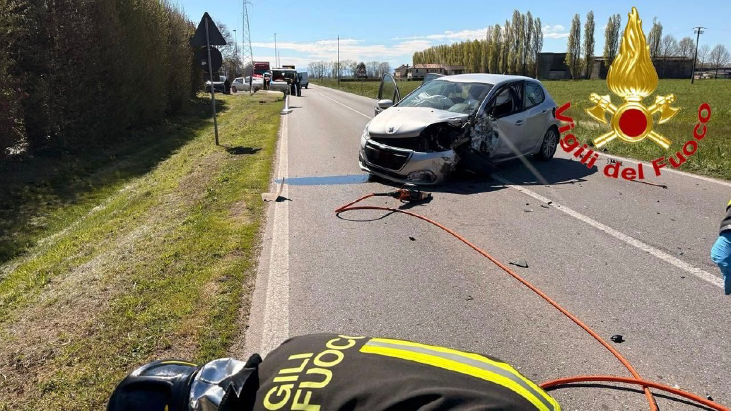 Ossago Lodigiano - Frontale sulla provinciale