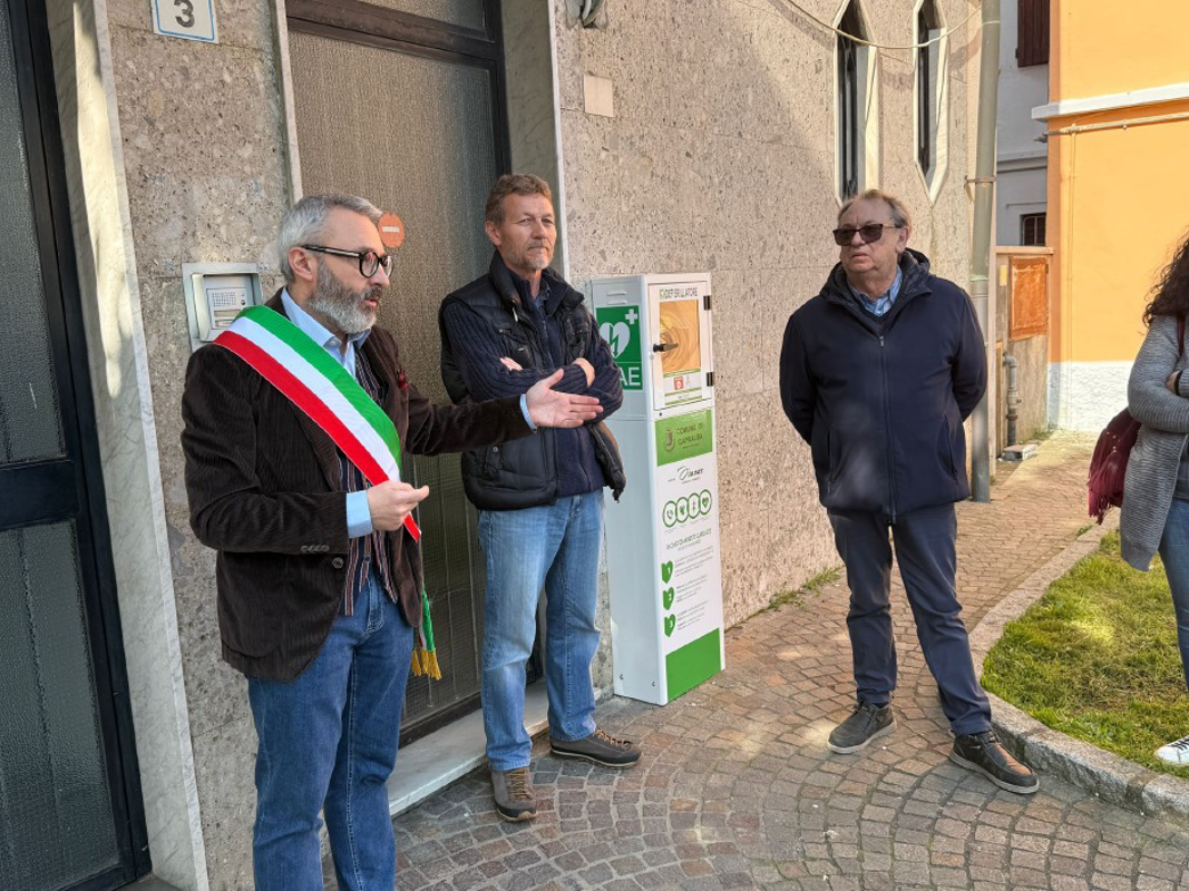 Capralba - Nuovo defibrillatore 
