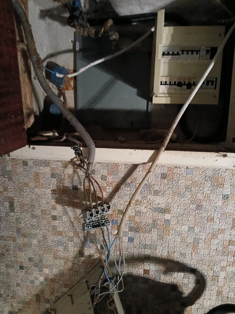 Pandino - Vandalismo alla sede della banda