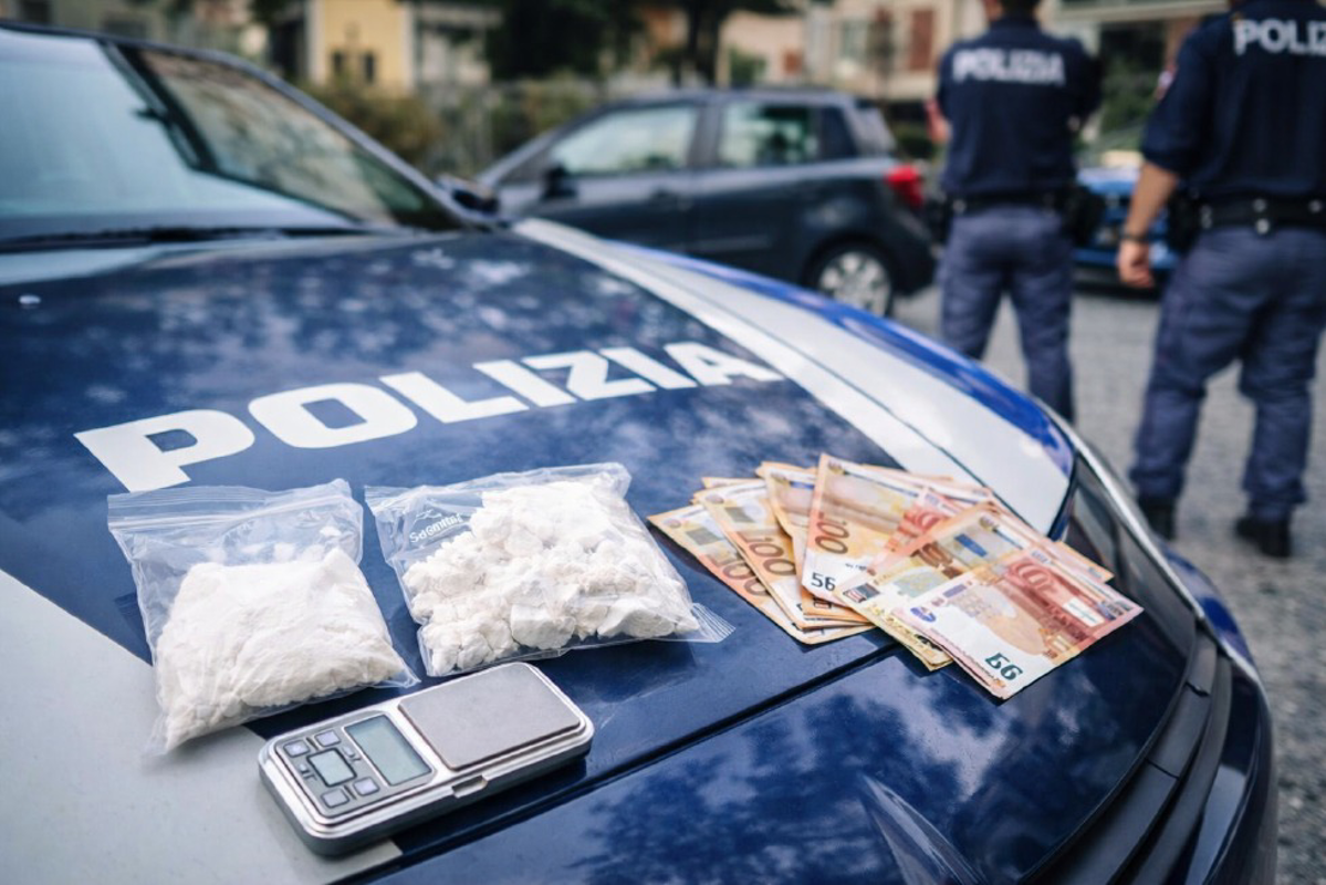 Lodi - In auto con la droga