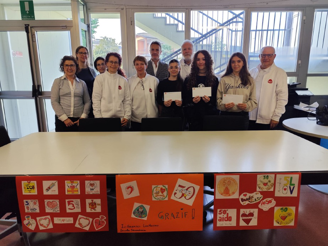 Lodi Vecchio - 50 anni di Aido: la scuola crea il logo