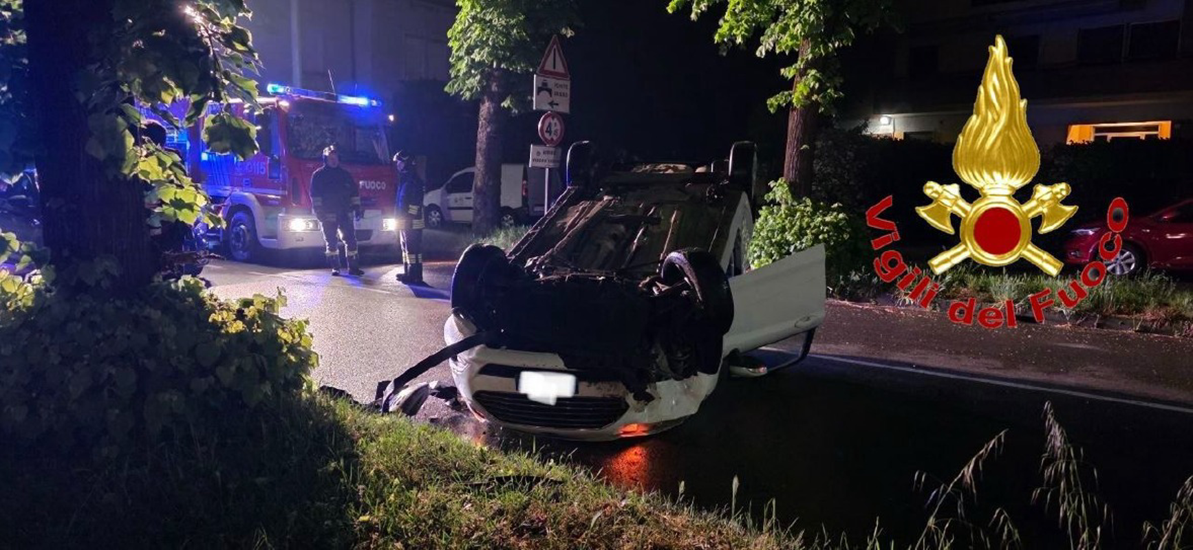 Codogno - Auto  ribaltata