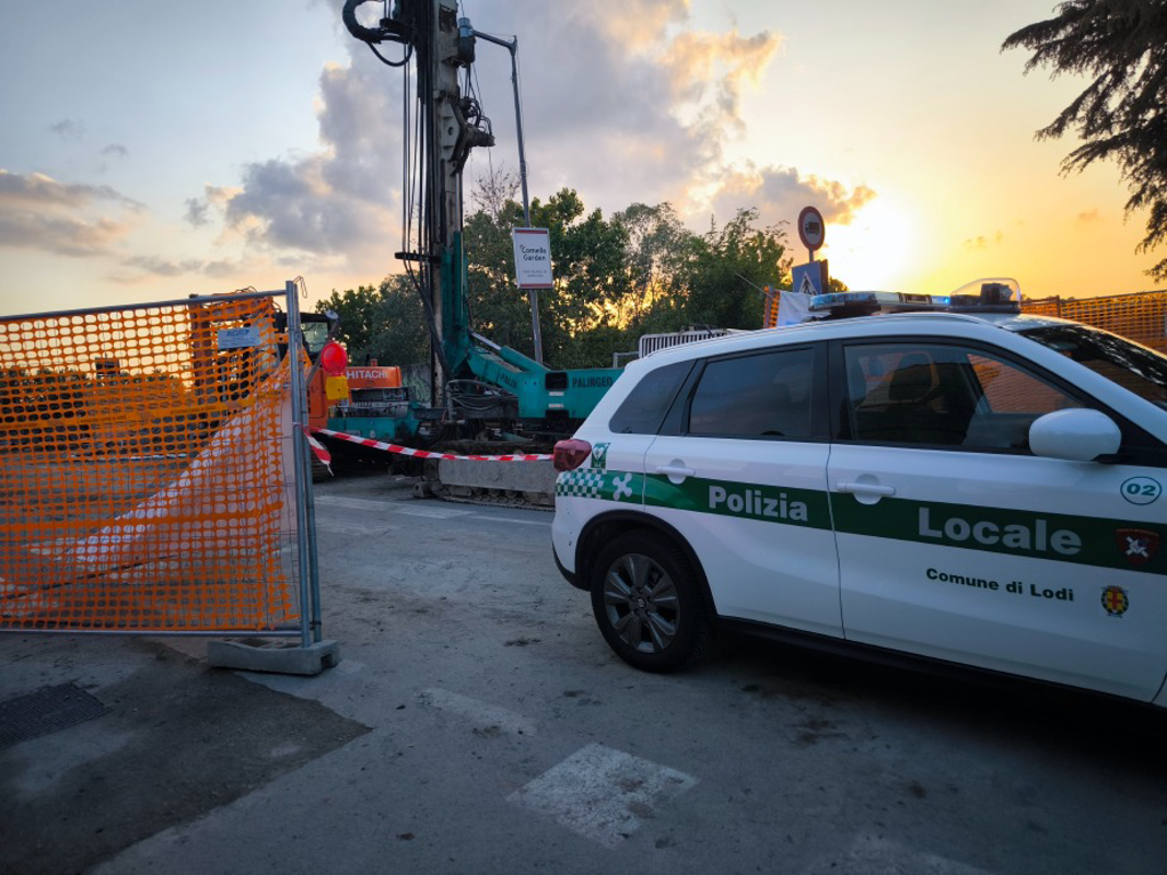 Lodi - Operaio ferito sul ponte
