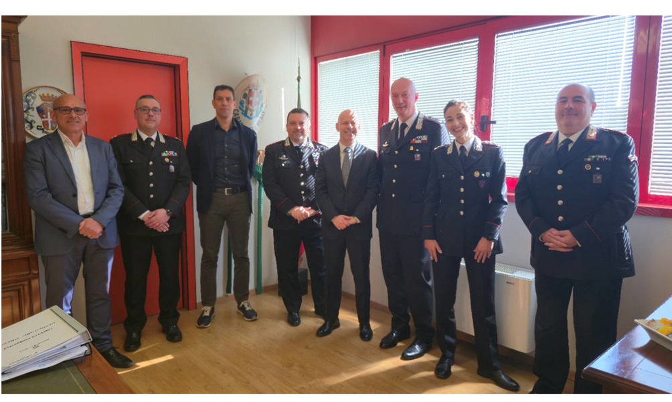 Lodi - Il questore dai carabinieri