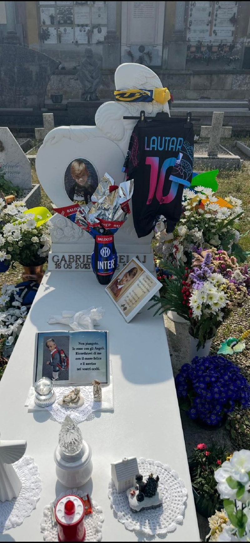 Lodi – Furto sulla tomba di un bambino