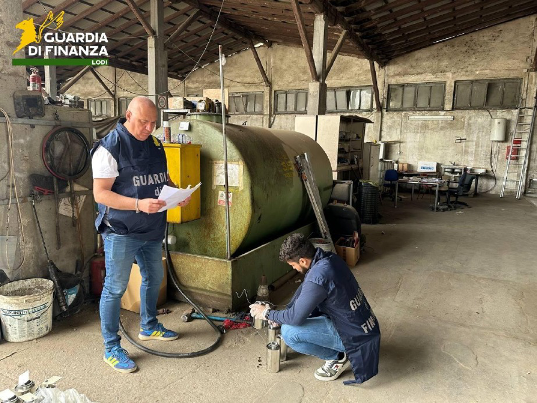 Lodi - Sequestrate cisterne di gasolio