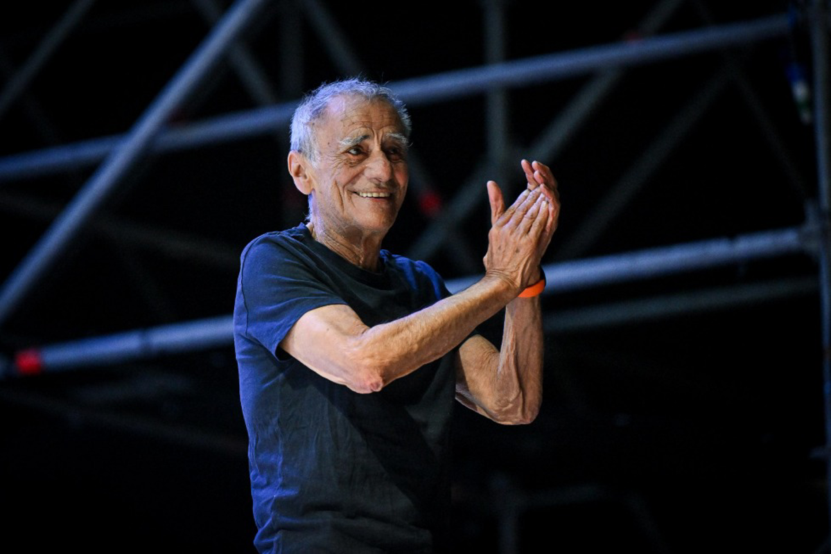 Milano - Roberto Vecchioni live al Teatro Dal Verme