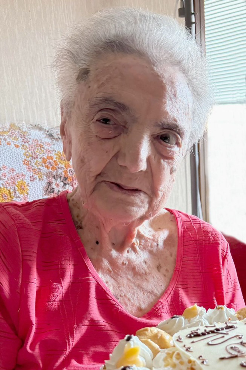 Necrologio di Carla Angelini
in Ferri
di anni 94- Lodi News: i necrologi del giorno