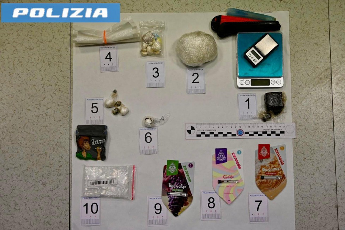 Mulazzano - Il cane Athena trova la droga