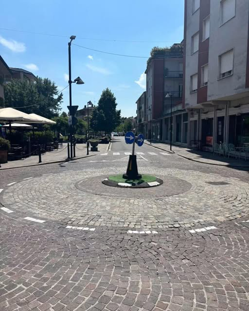 Casalpusterlengo - Area pedonale in viale Cappuccini 