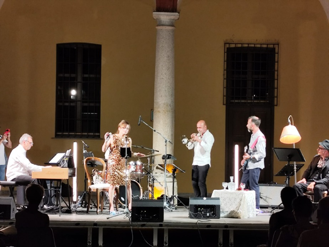 Lodi - La storia e i brani di Aretha Franklin in scena