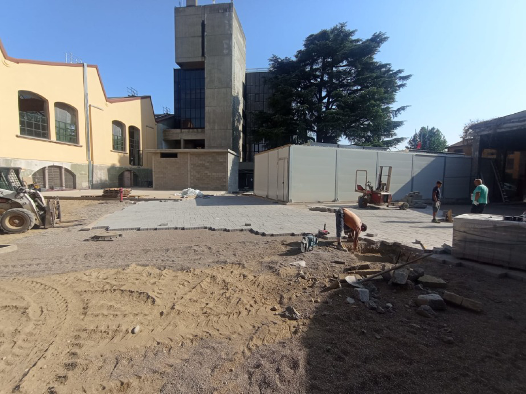 Lodi - Parcheggio di via Besana: ancora tre mesi