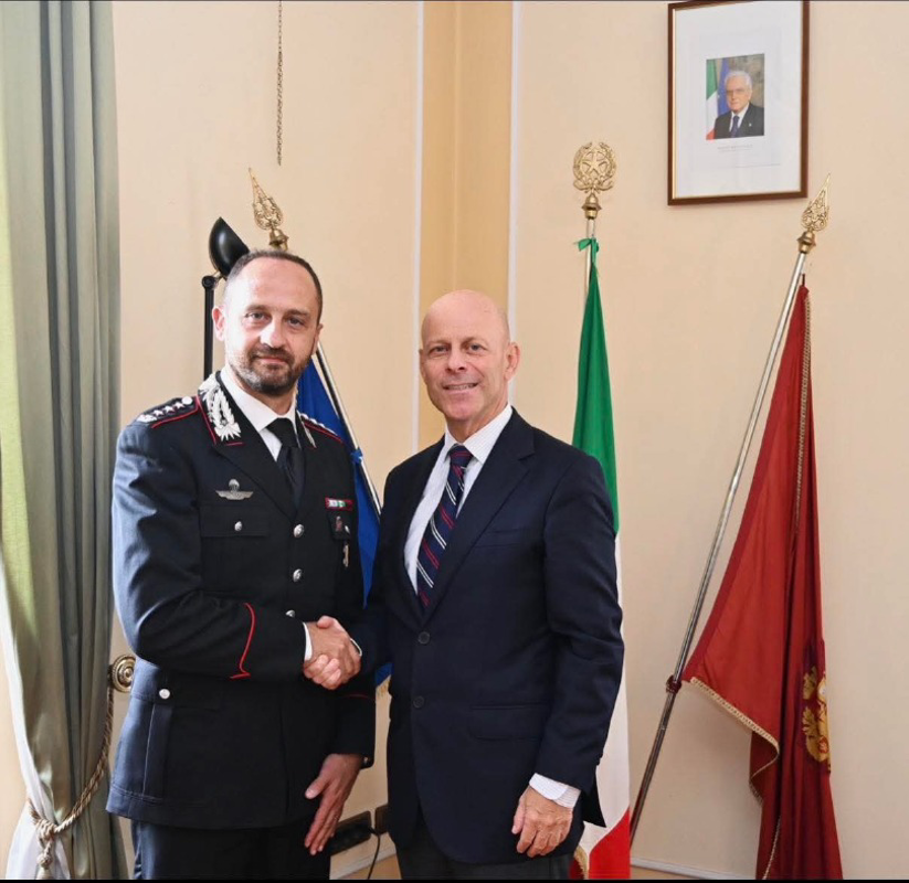 Lodi - Il nuovo comandante dal questore 