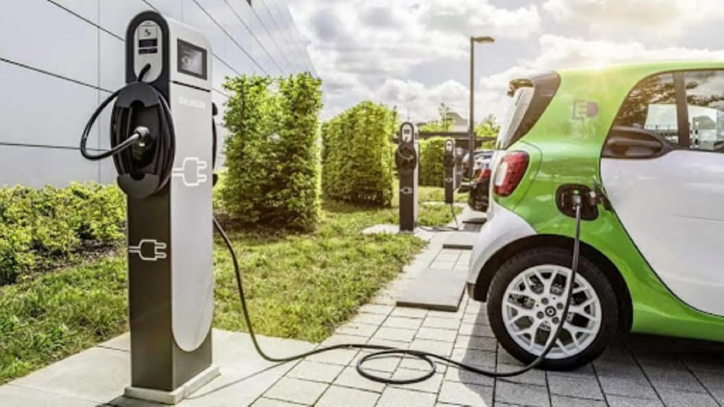 Valera Fratta - Due nuovi stalli per le auto elettriche