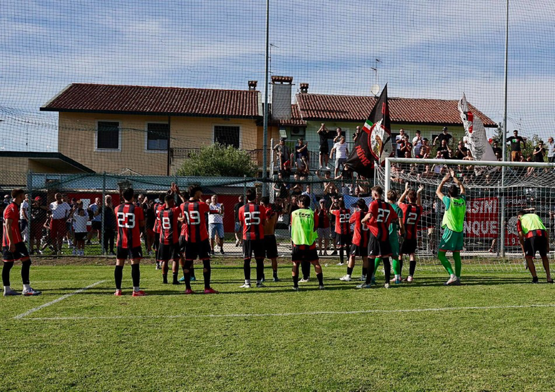 Calcio - Sant'Angelo in casa