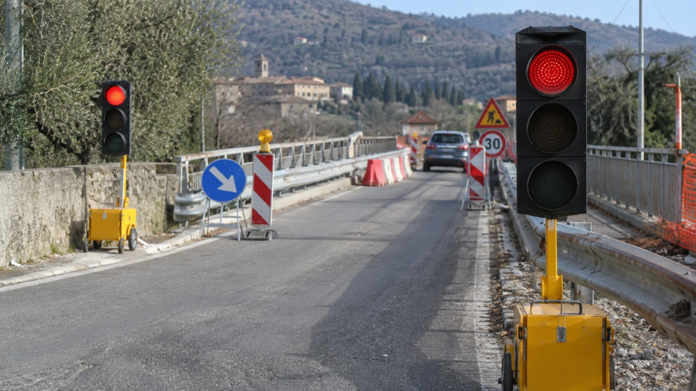 Brembio - Rubati ancora i semafori del cavalcavia